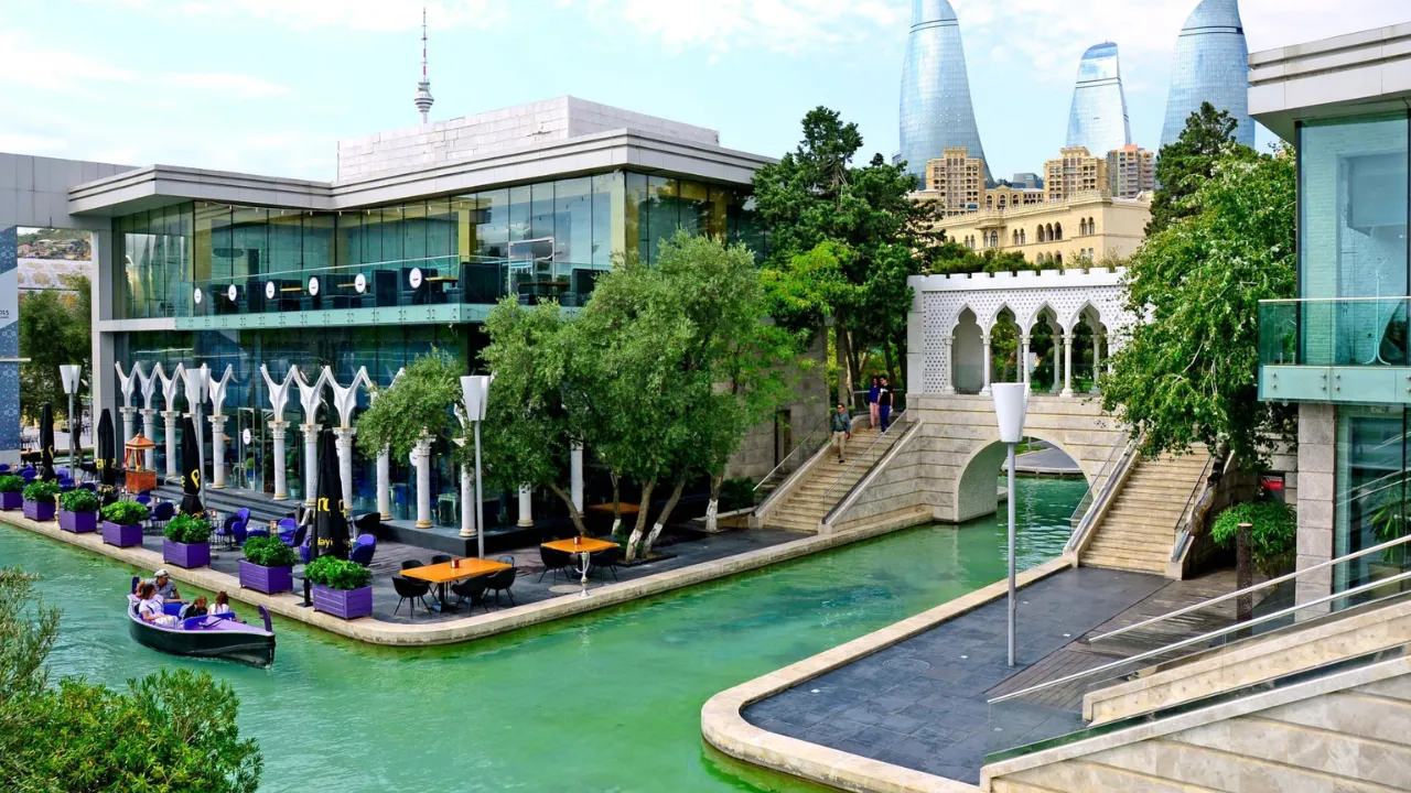 السياحة في باكو