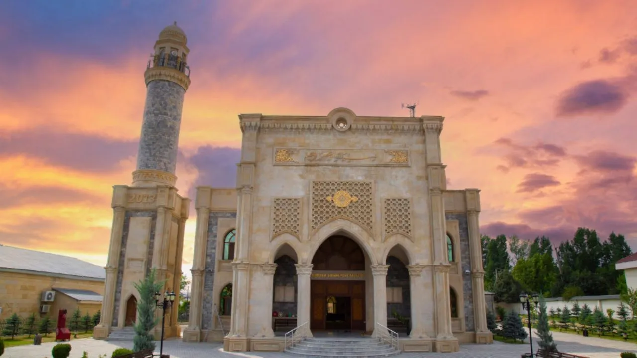 السياحة في غابالا 