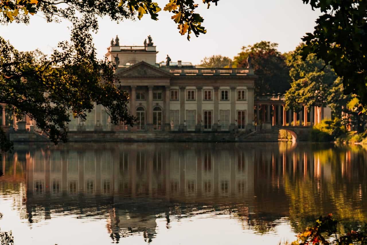 قصر لازينكي في وارسو