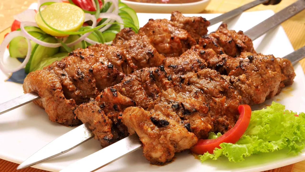 السياحة في بيهاتش - مطاعم